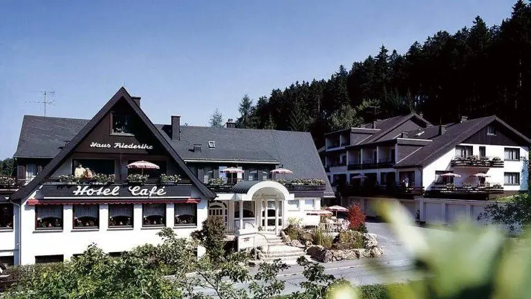 Hotel-Friederike-Sauerland-VU