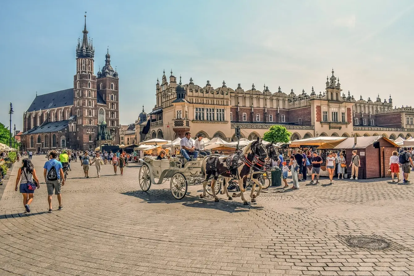 Krakow-4439817_1920
