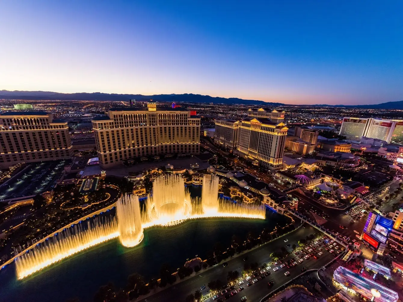 Luxor-Las-Vegas-USA2