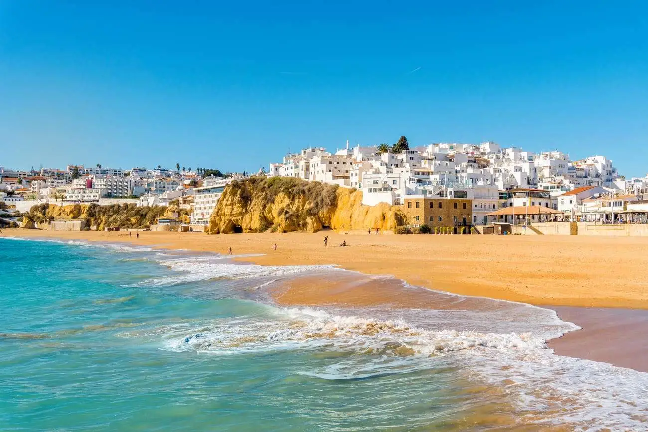 Algarve-Shutterstock2