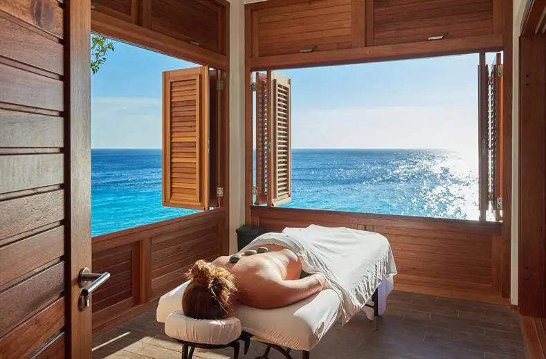 OASIS-CORAL-ESTATE-BEACH-DIVE-WELLNESS-RESORT-13