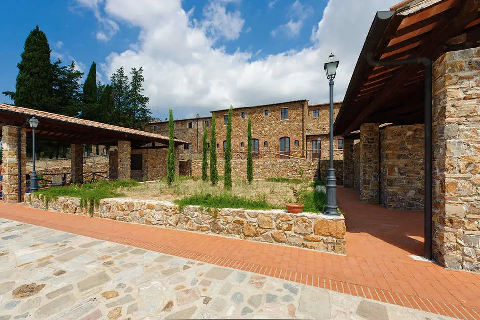 Antico-Borgo-Casalappi-Toscane-VD3