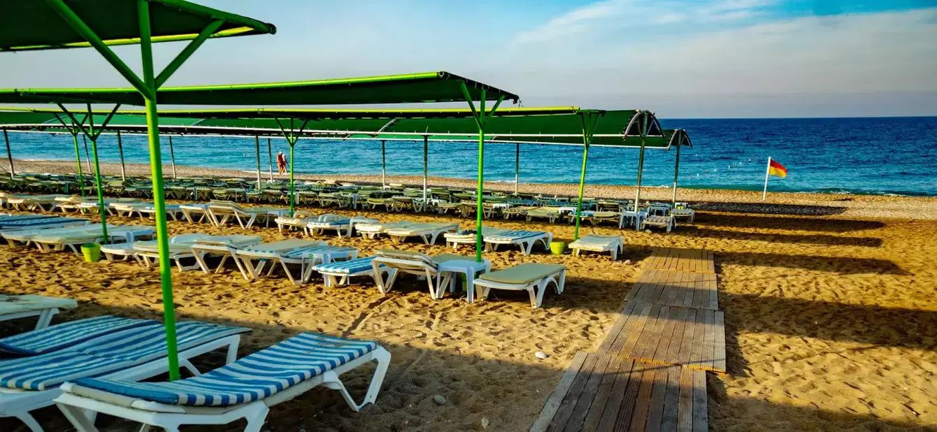 Throne-Beach-Resort-Spa-