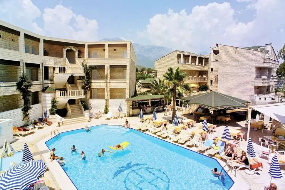 Het-havana-hotel-in-kemer-1