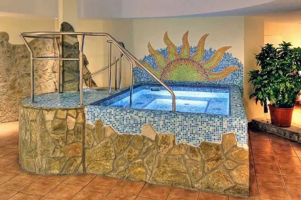 Hotel-mediterran-boedapest-hongarije-2