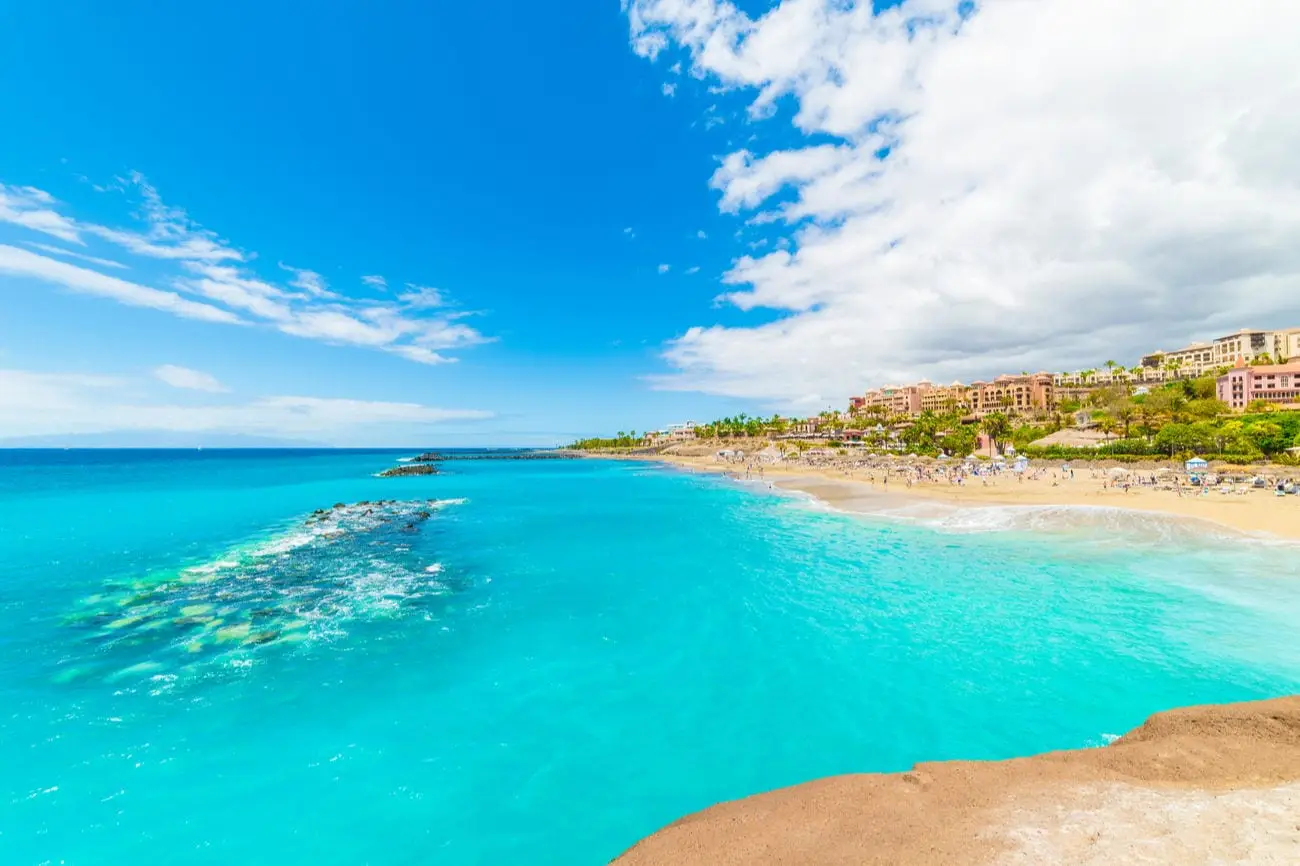 Tenerife-clif-met-uitzicht-zee-1