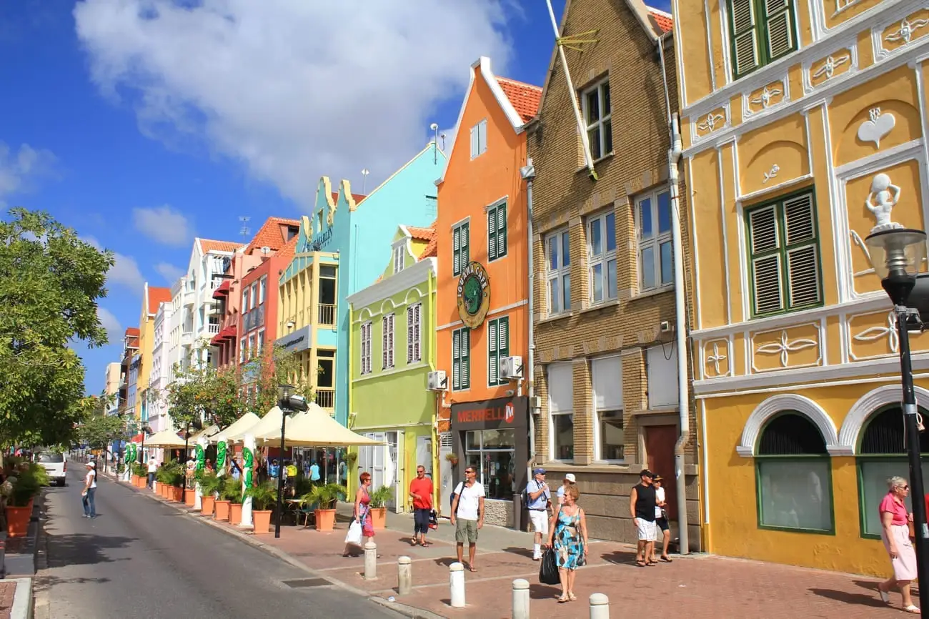 Curacao-Curacao-Shutterstock4