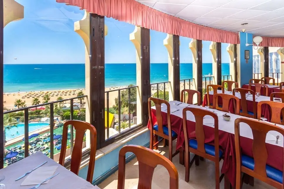 Monica-isabel-beach-club-albufeira-portugal-3