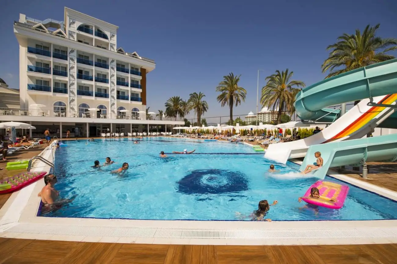 Palm-World-Resort-en-Spa-side2