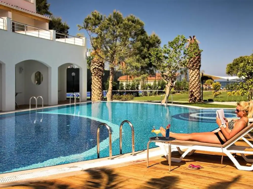 Batihan-Resort-Kusadasi-Turkije-1