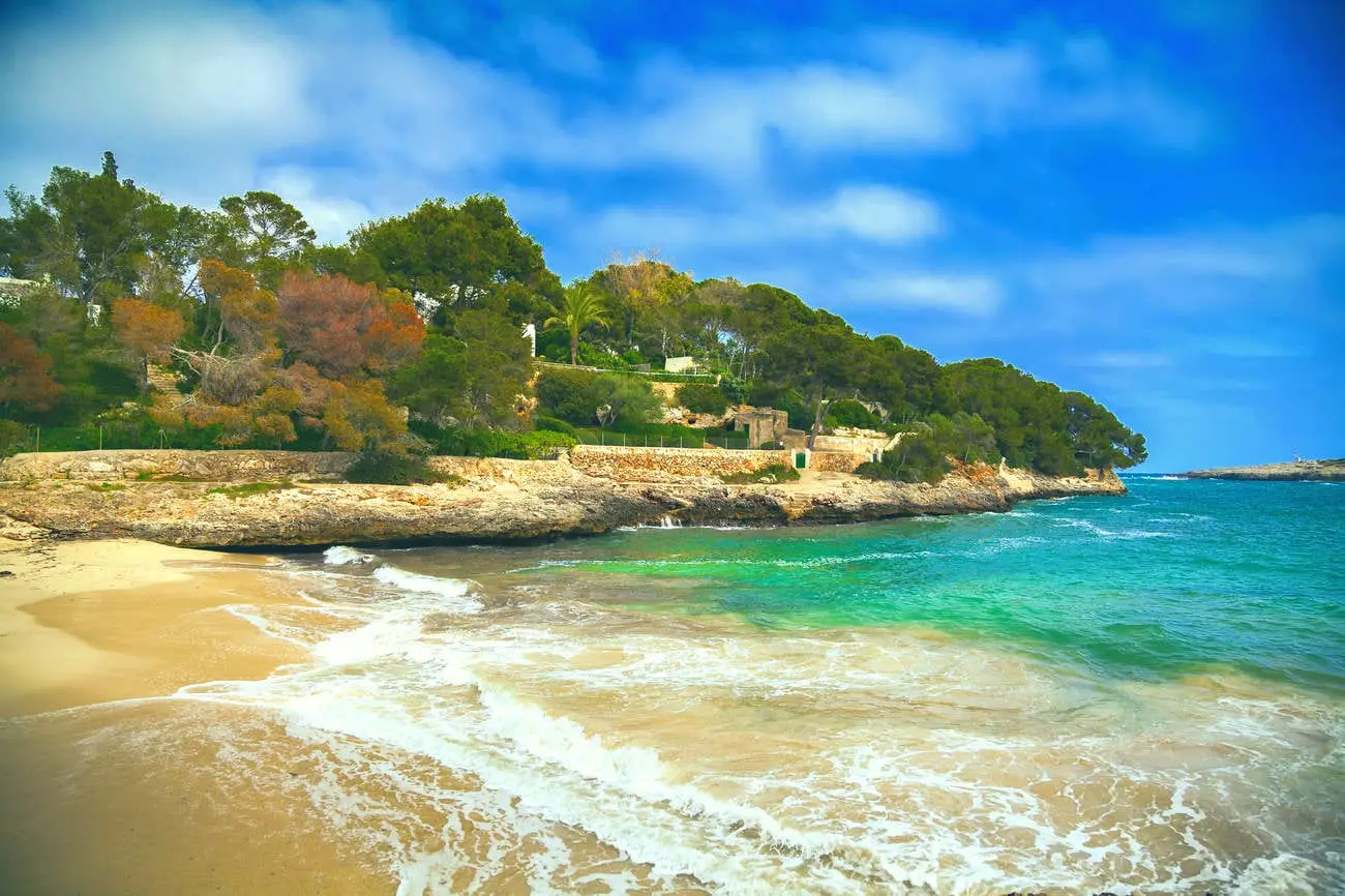 Cala_dor_shutterstock