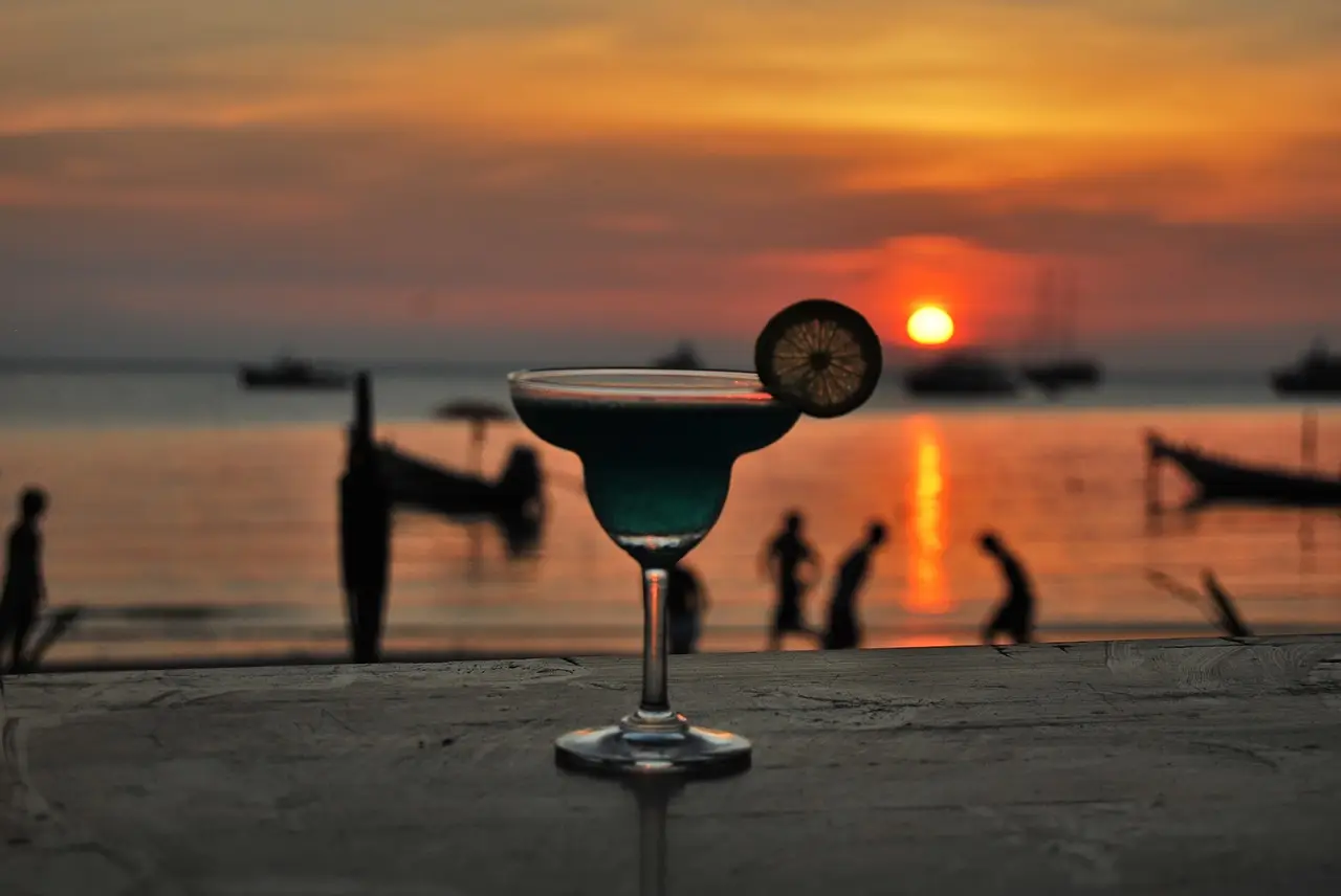 Cocktail-1042330_1280