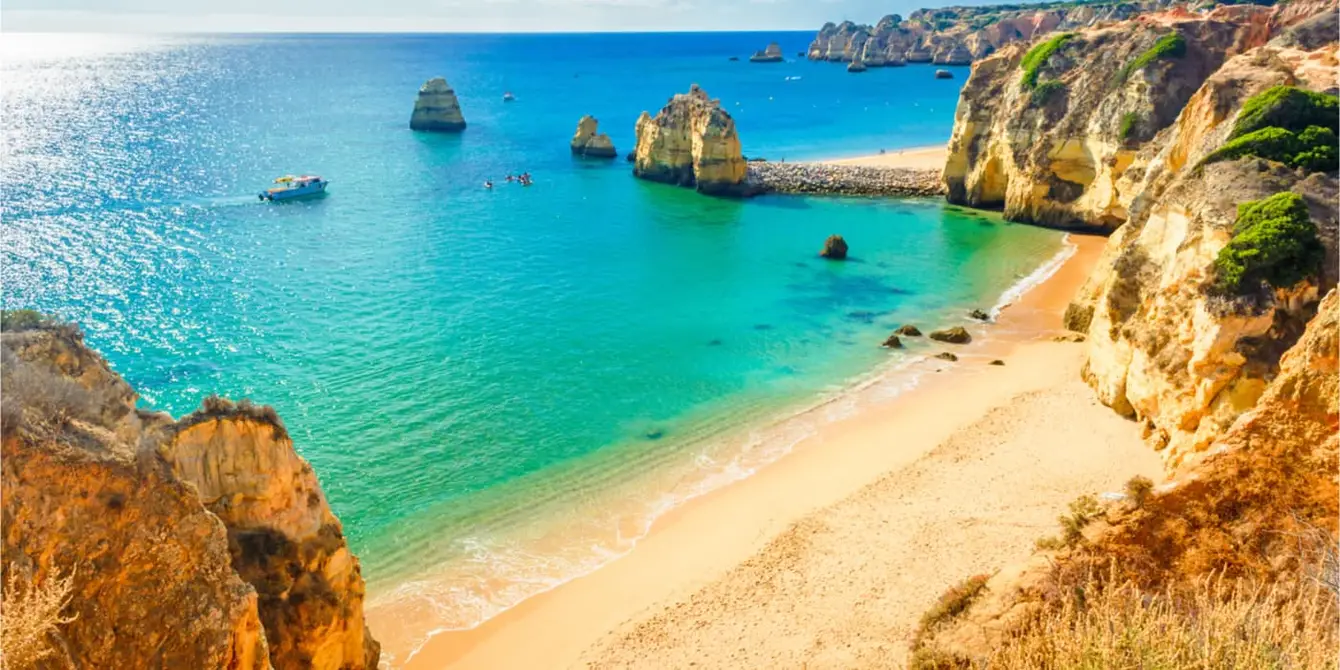 Algarve-portugal-shutterstock-1