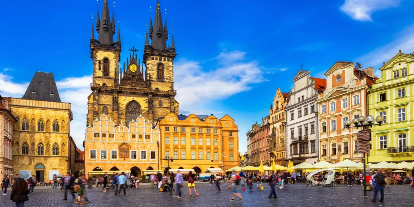Header-praag