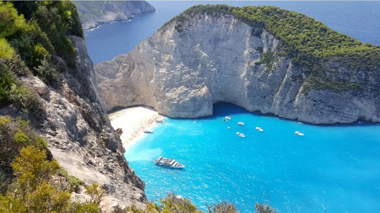 Shutterstock-zakynthos