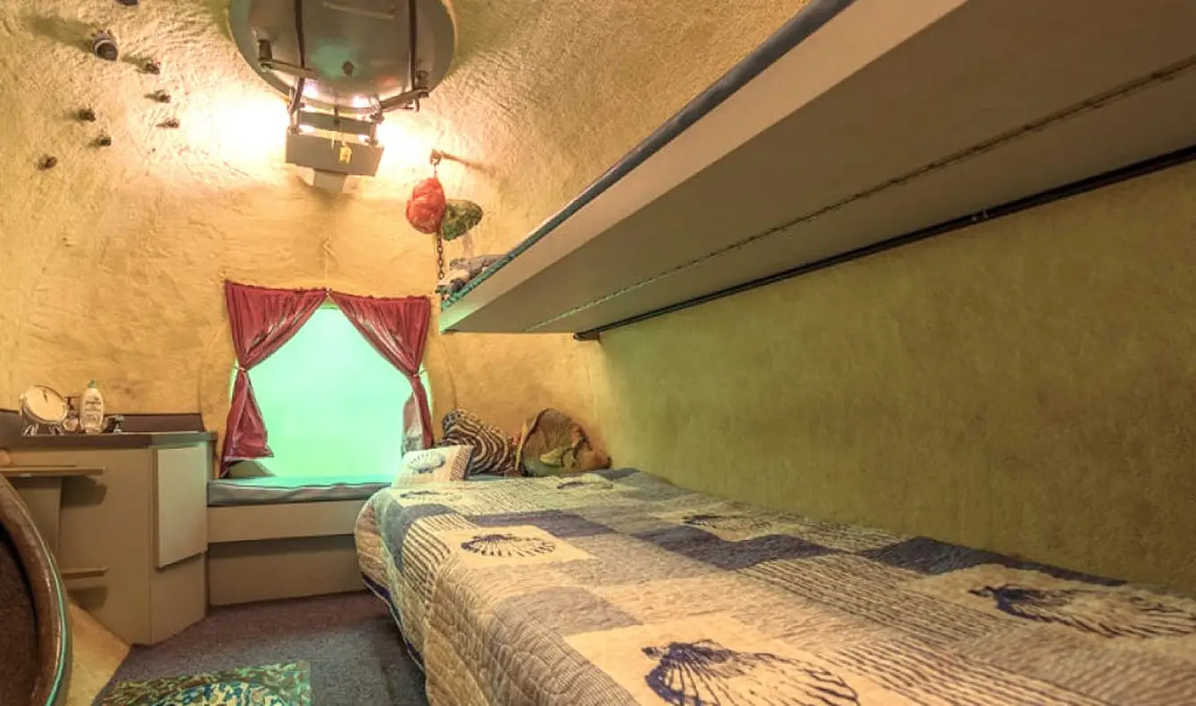 Interieur van Jule's Undersea Lodge