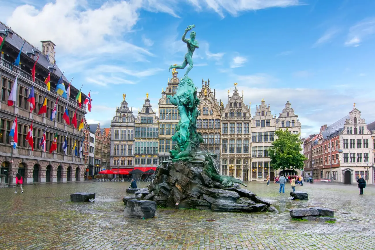 Antwerpen-Belgie-Shutterstock1-1