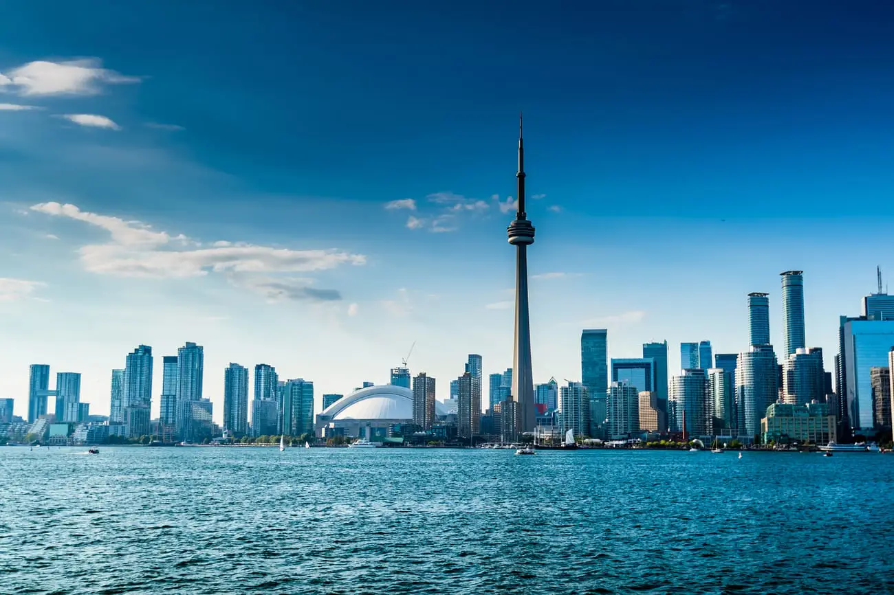 Canada-Shutterstock3