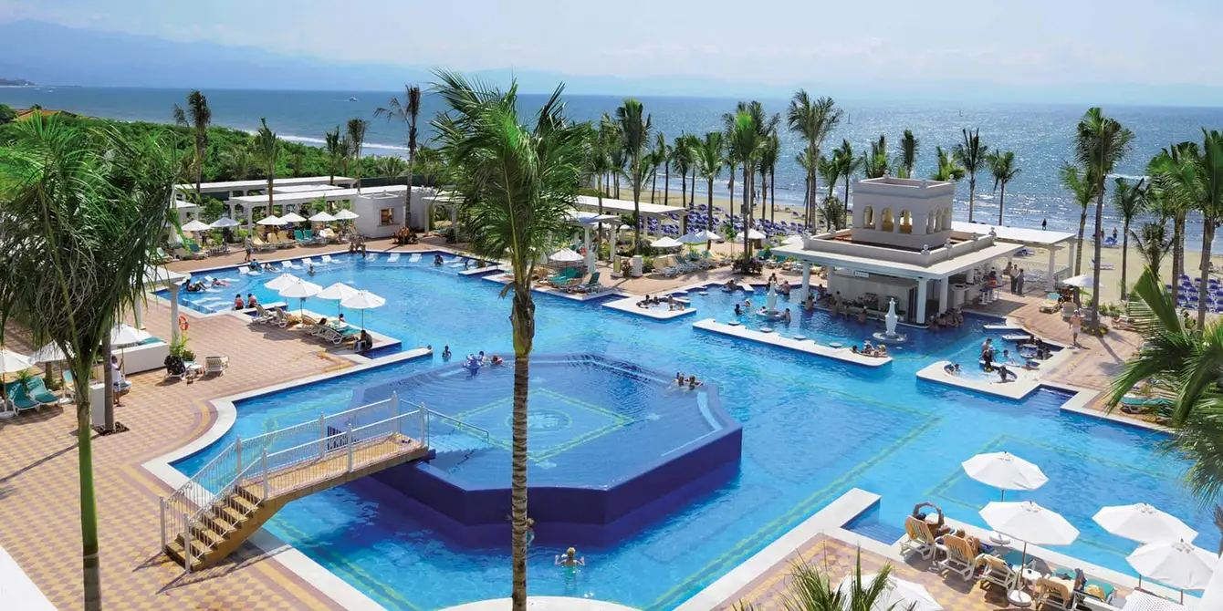 Palace-riu