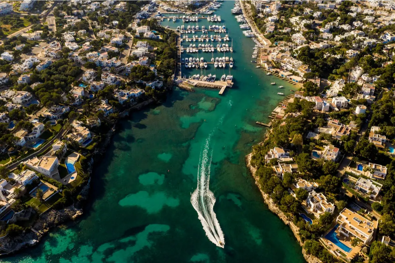Cala_dor_shutterstock1