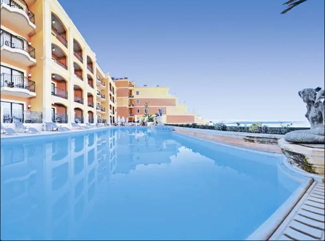 Hotel-grand-malta-3