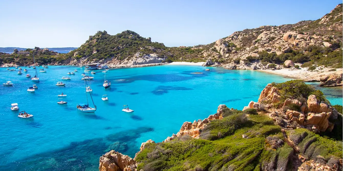 Sardinie-Italie-HEader-Shutterstock2