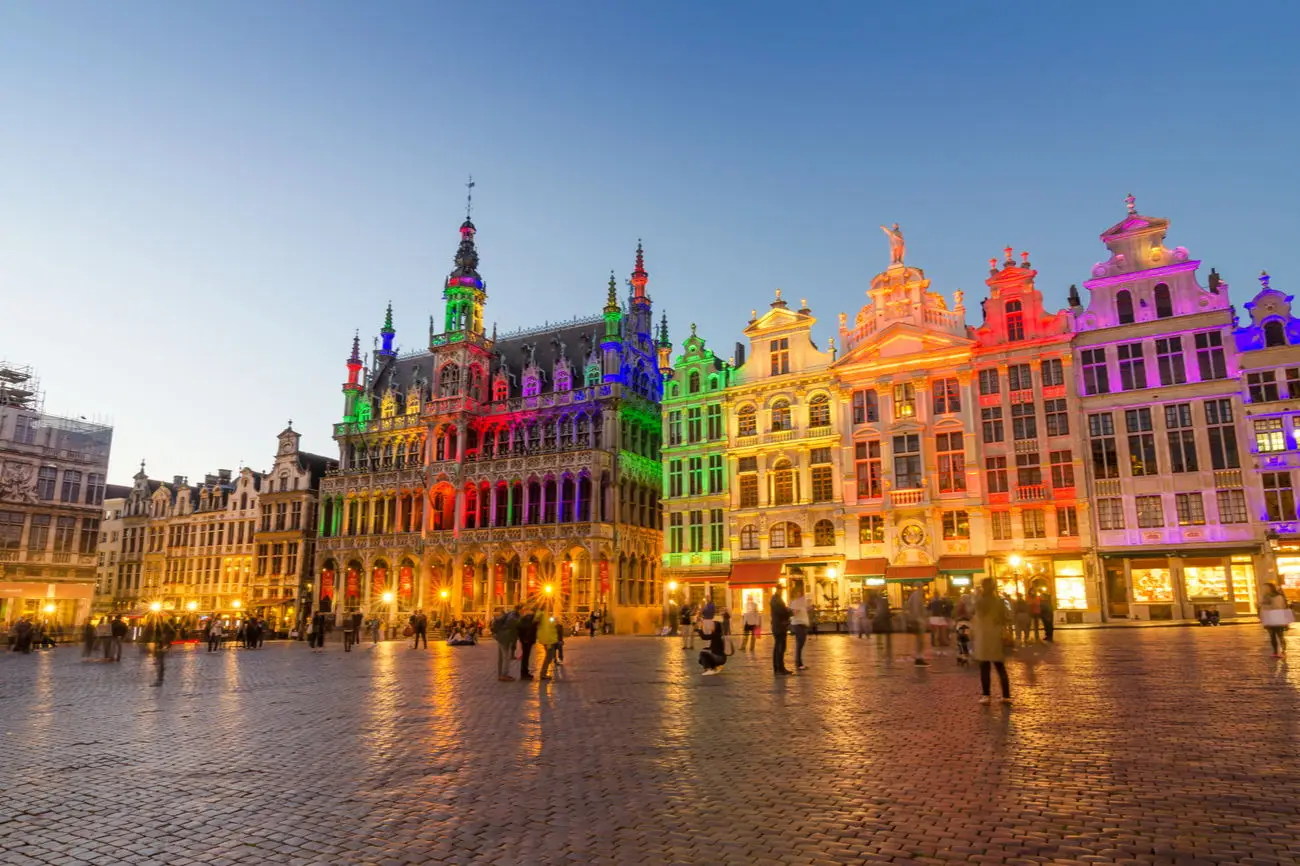Brussel-kleurgebouwen