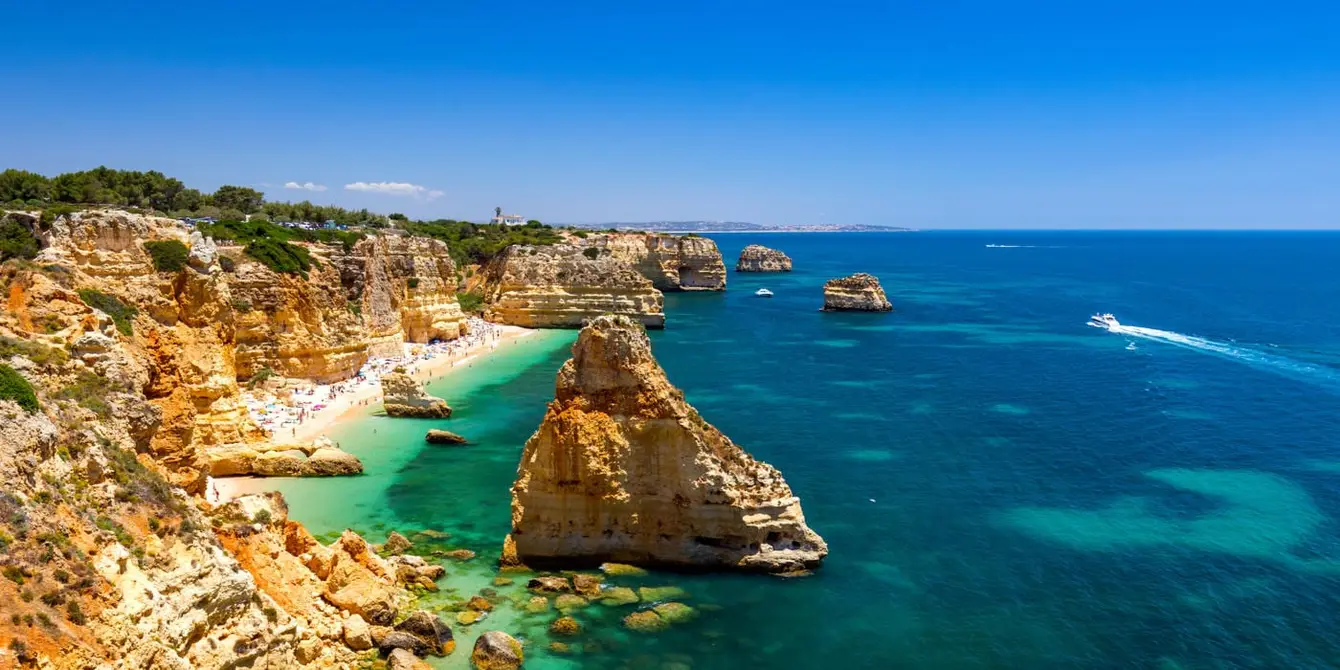 Header_praia_da_marinha