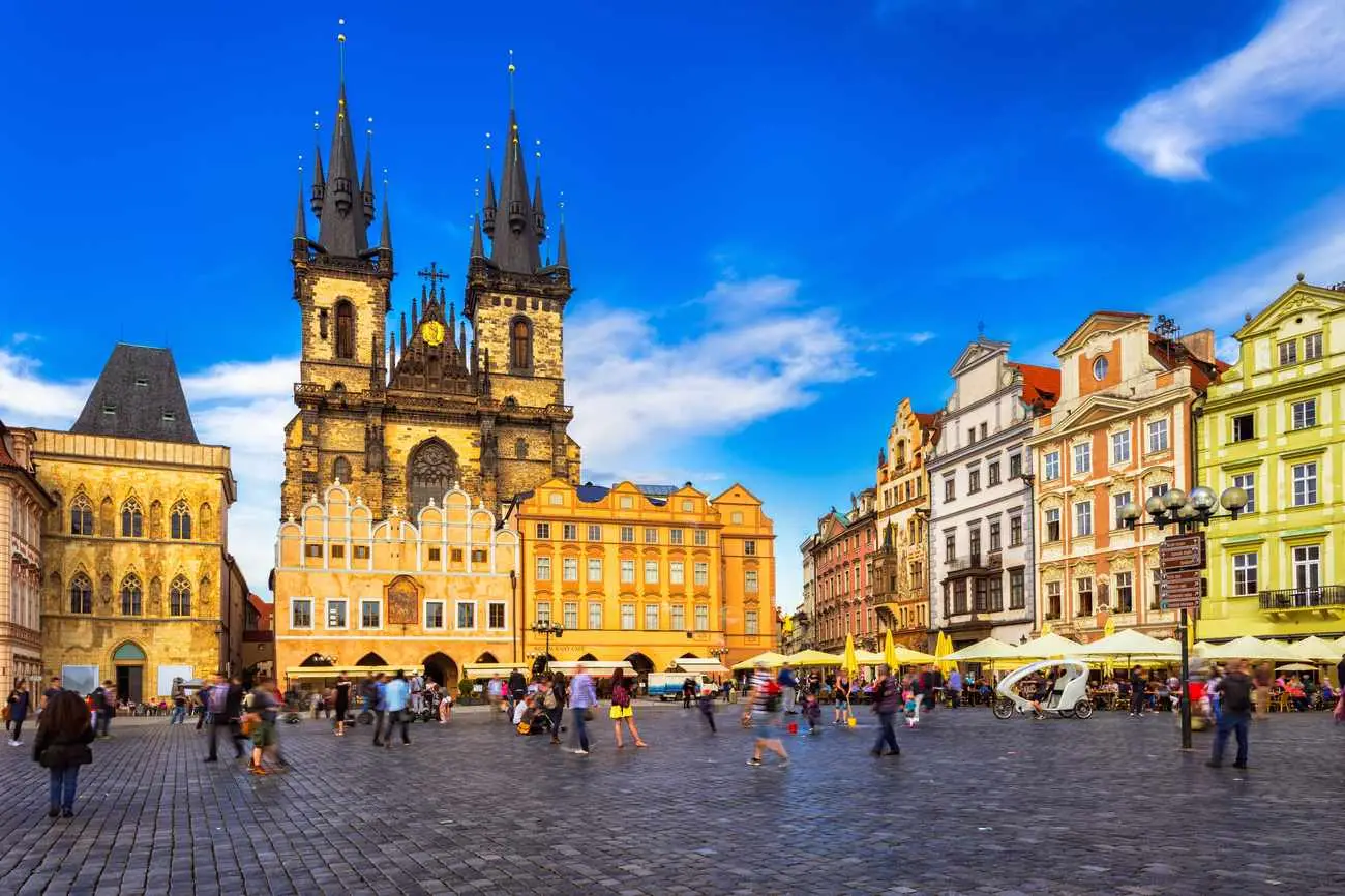 Praag-shutterstock