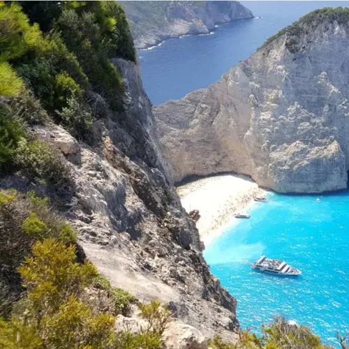 Shutterstock-zakynthos