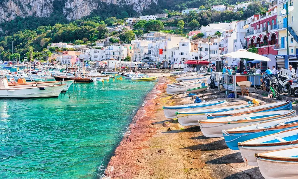 Campanie-Amalfi-Shutterstock-2