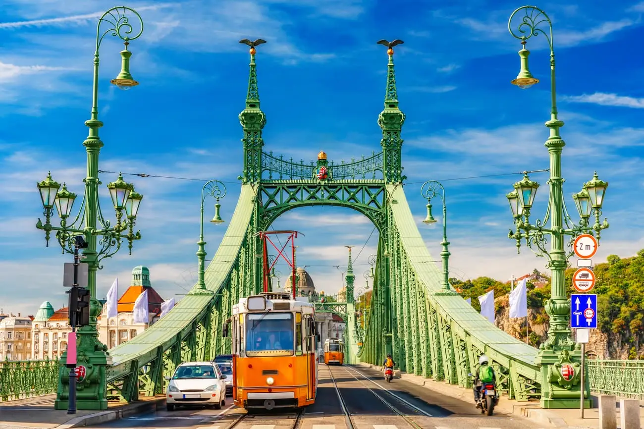 Shutterstock_1199712925