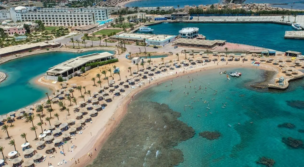 Golden-Beach-Hurghada2