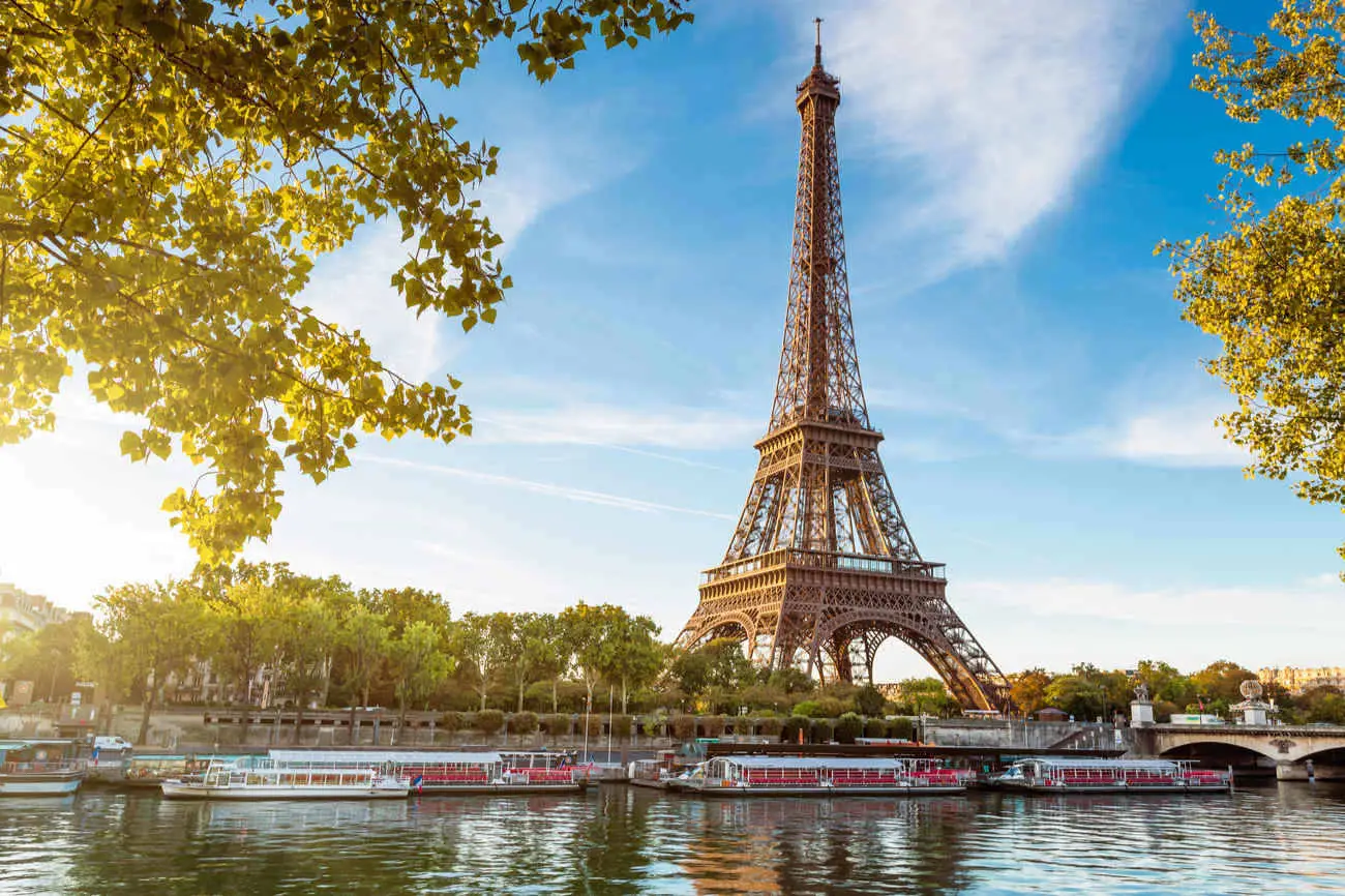 Parijs-Shutterstock1
