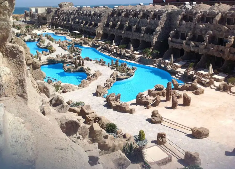 Caves-Beach-Resort-VD2