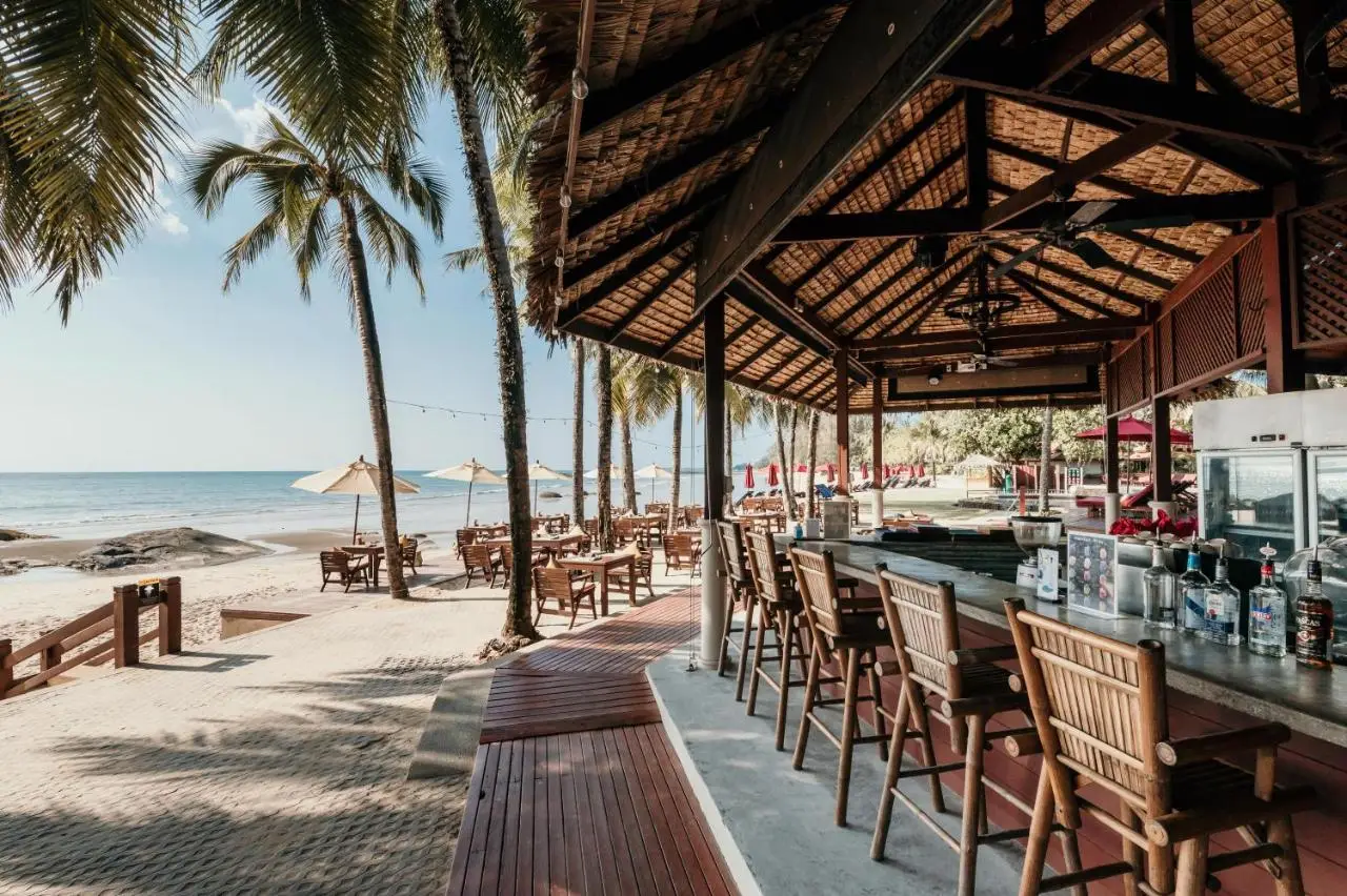 Khaolak-Laguna-Resort1