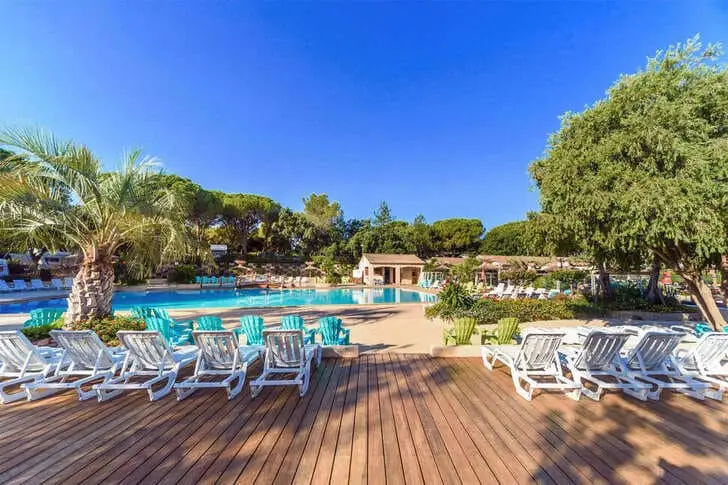Lei-Suves-Camping-Club-1