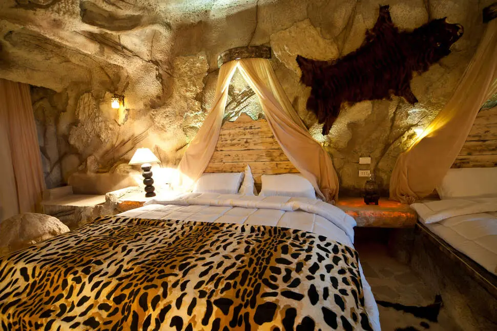 Caves-Beach-Resort-VD3
