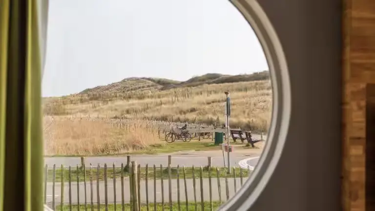 Strandhotel Westduin