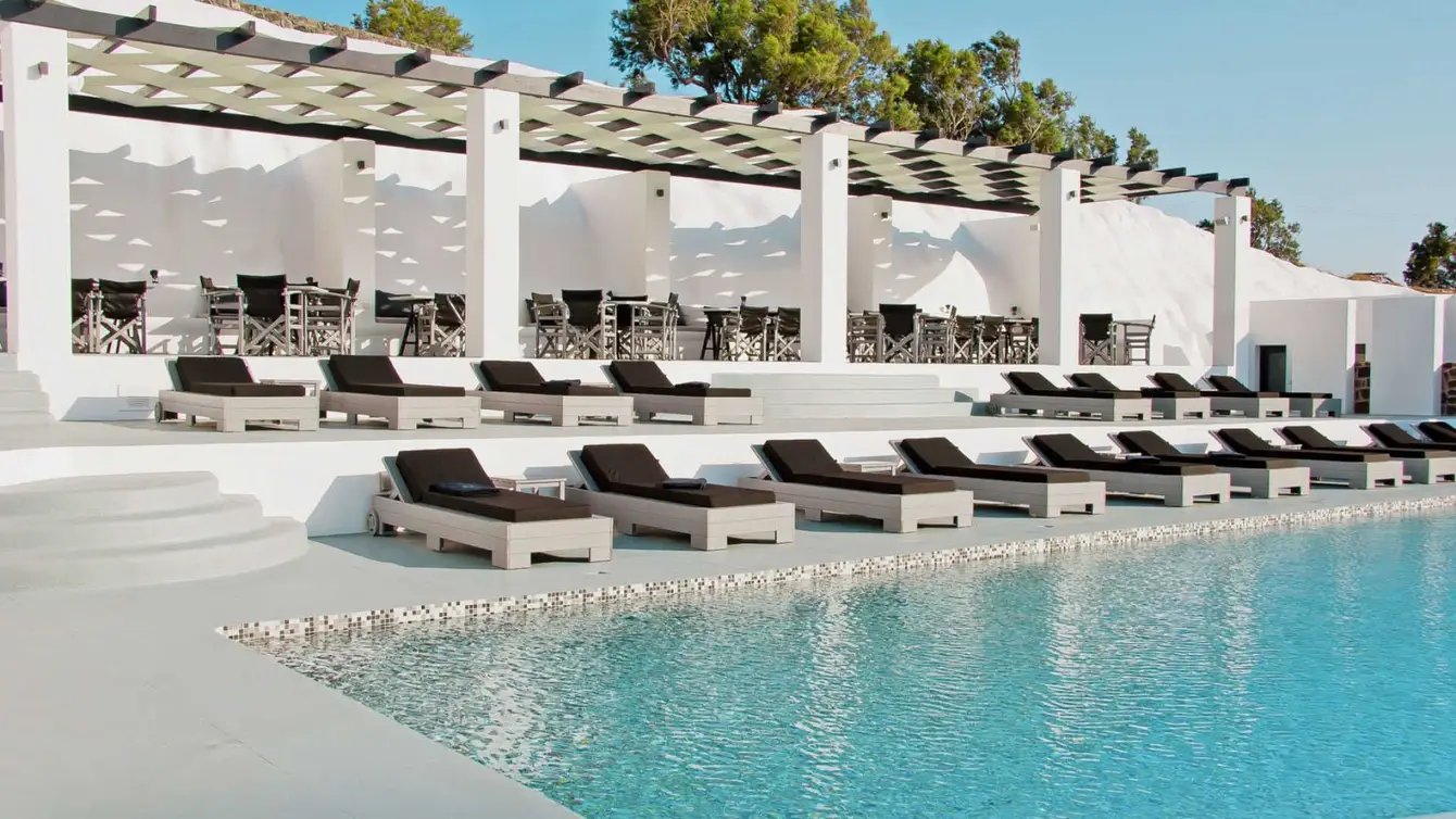 Ambassador-Aegean-Luxury-Hotel-Suites-Santorini-Griekenland3