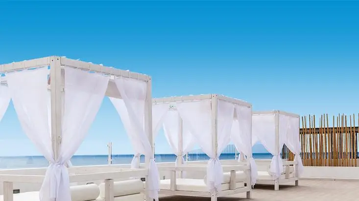Hotel-BLUESEA-Lagos-de-Cesar-Dreizen1