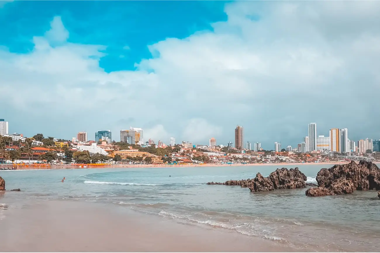 Ponta-negra-natal-brazilie-shutterstock-2