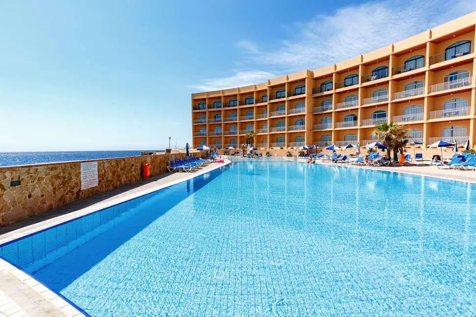 Paradise-Bay-Malta-VD1