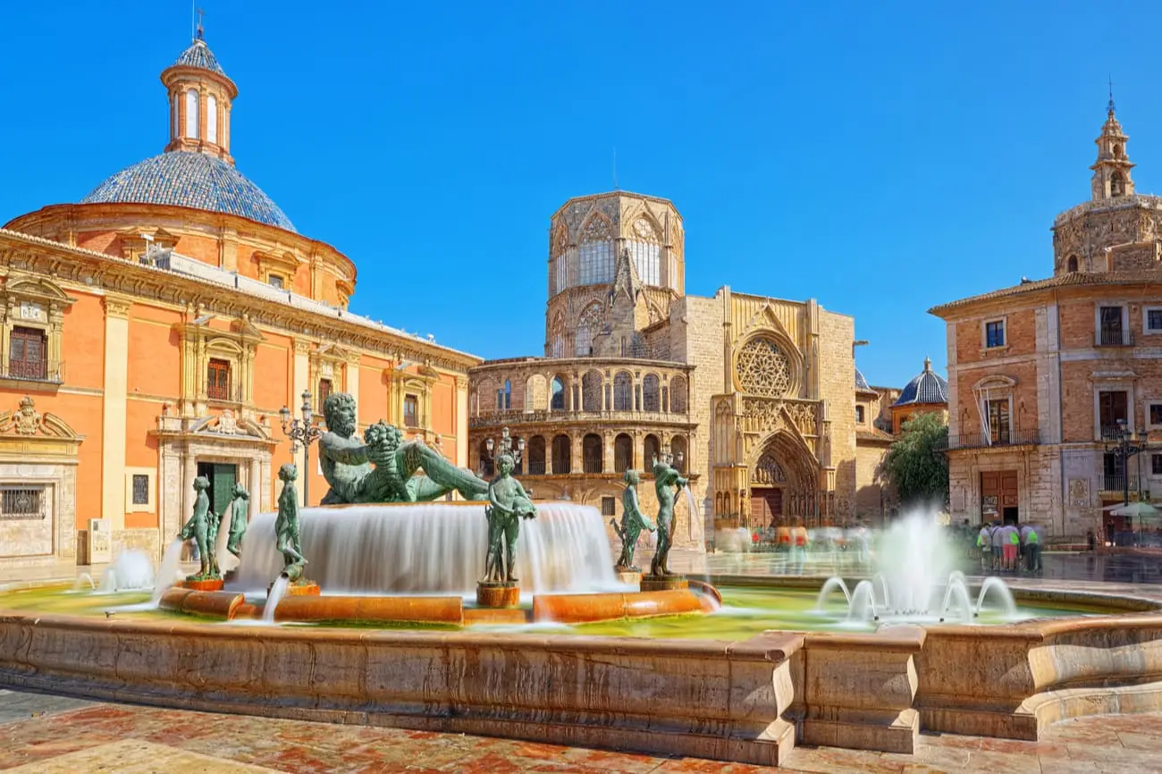 Valencia-Spanje-Shutterstock5