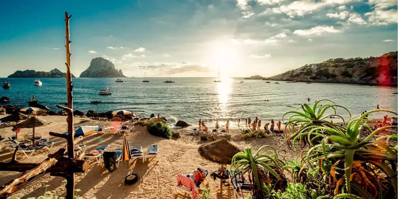 Ibiza-Header-shutterstock2