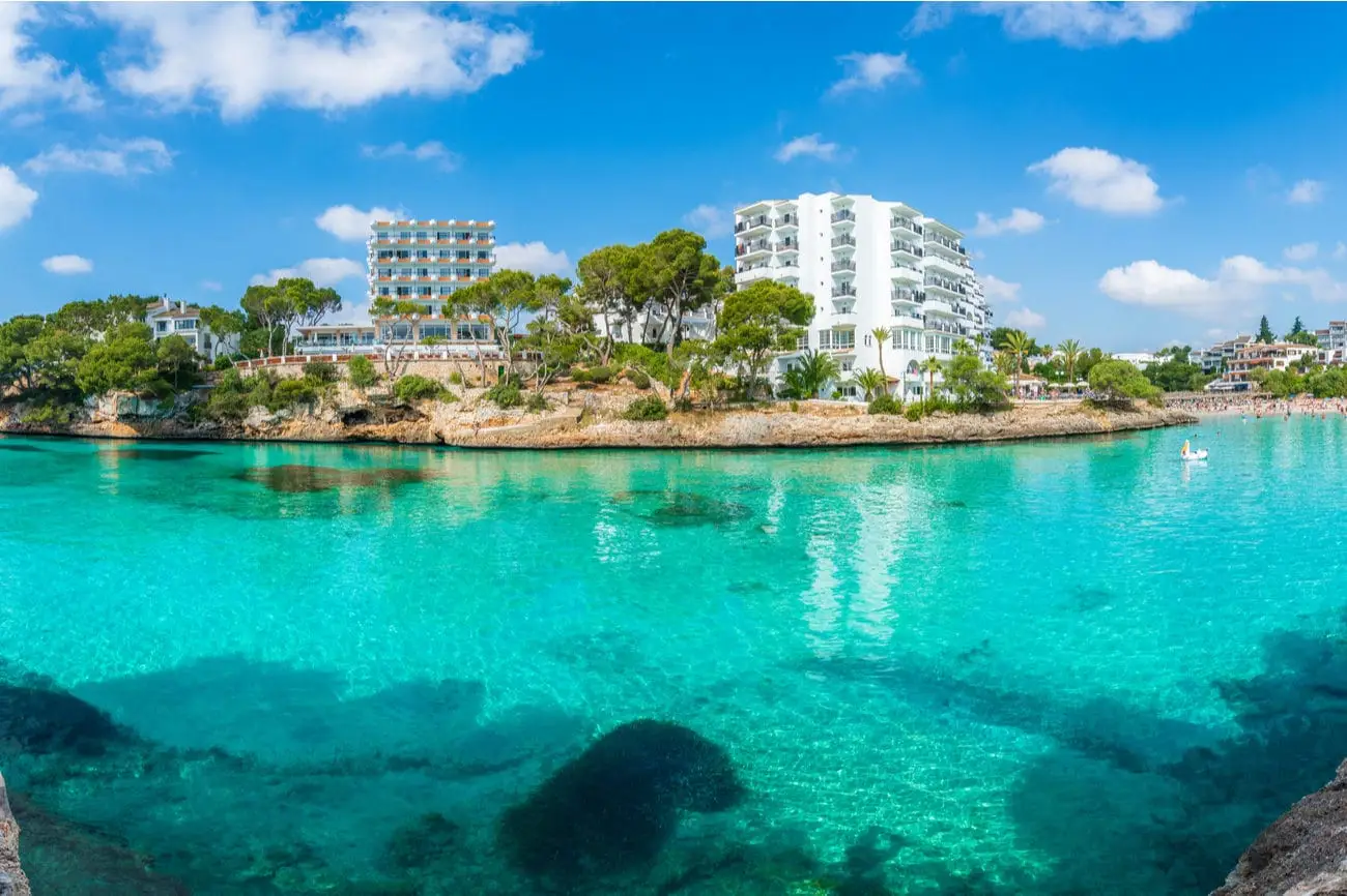 Cala_dor_shutterstock2