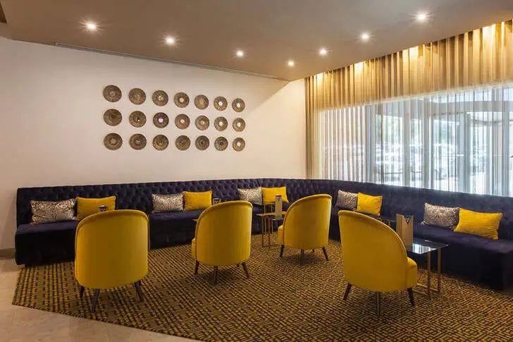 Lutecia-Smart-Design-Hotel-3