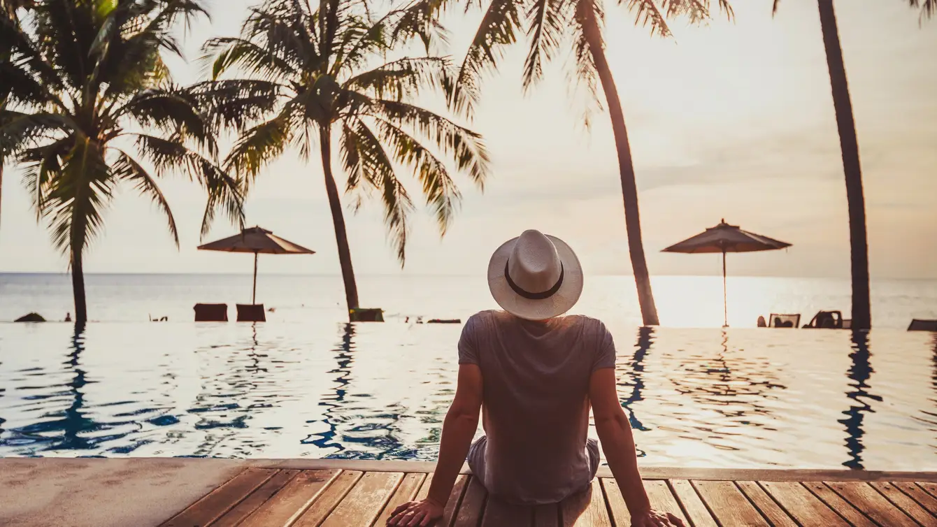 Wie zit er achter TravelClown