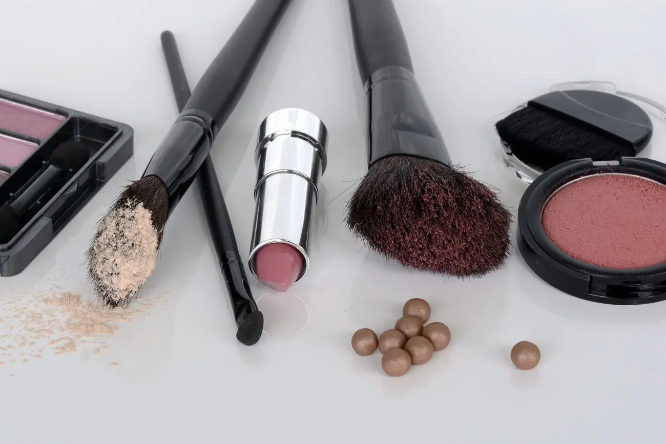 cosmetics 1367779 1920