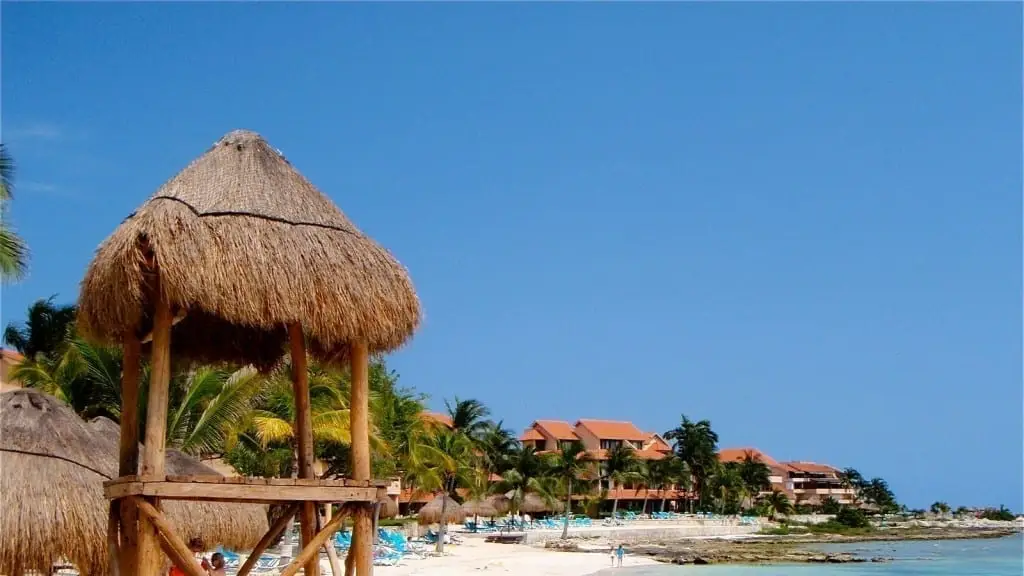 RIU-Lupita-Mexico1